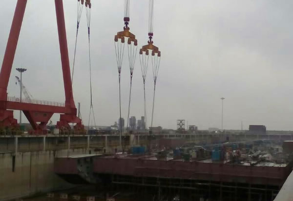 海新重工完成半潛船建造的重要節(jié)點